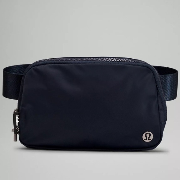 lululemon athletica Other - Lululemon Unisex Everywhere Belt Bag 1L Color Black
